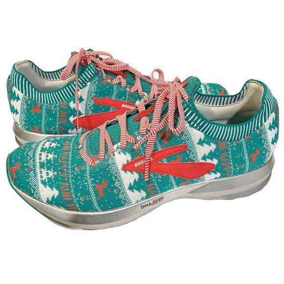 run merry revel 4 running shoe